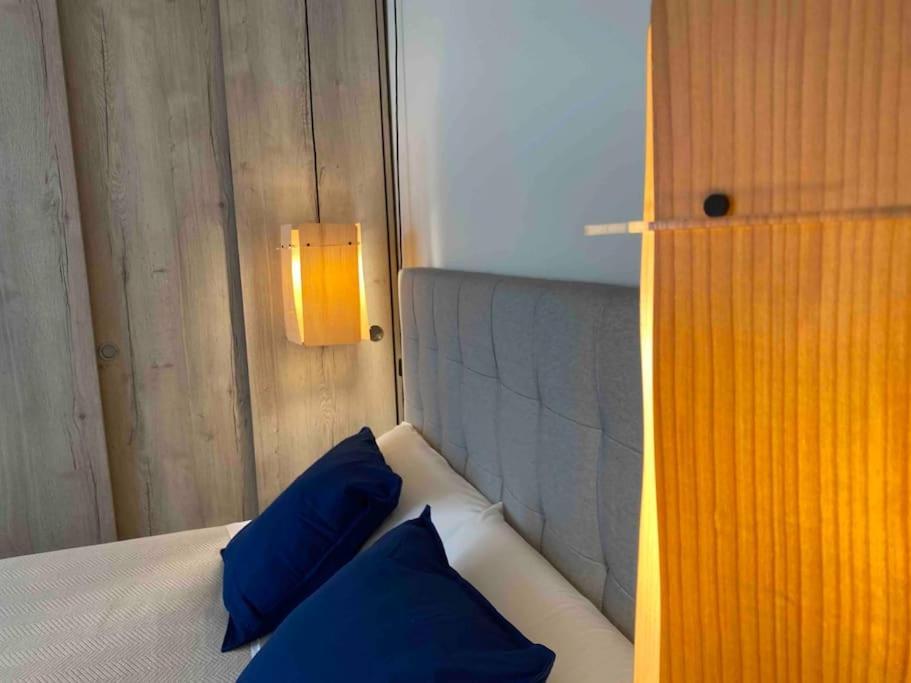 Studio Chic Avec Terrasse, Lumineux Et Calme 1 Valencia Exteriör bild